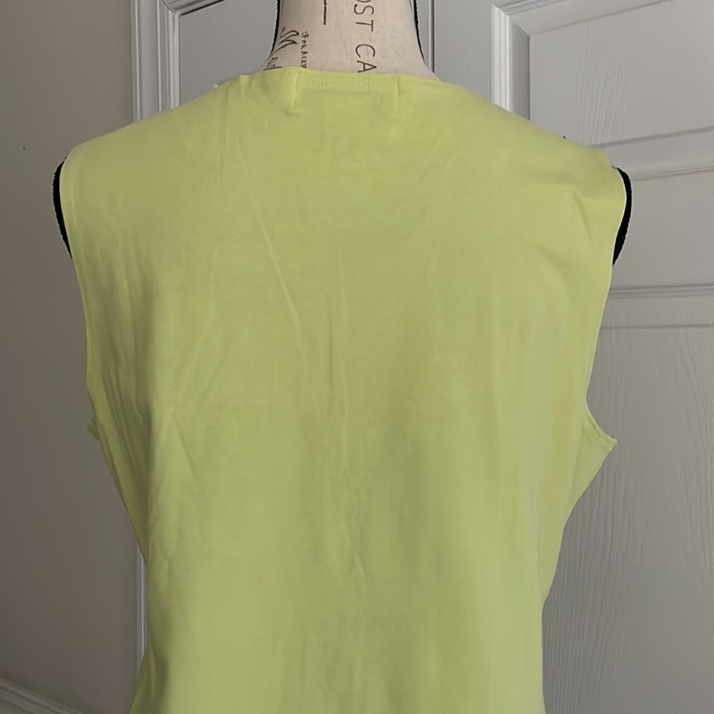 Casual Living Top - Picture 6 of 9
